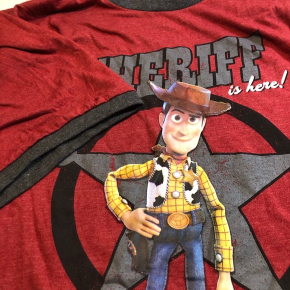 Toy Story 4 Woody T-Shirt XL The Sheriff is Here T-Shirt - Picture 2 of 6